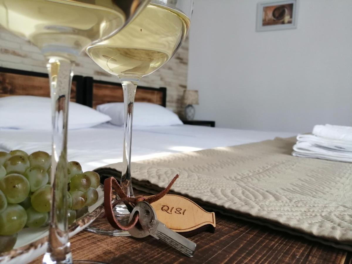 Winehouse Old Qvevri Apartments Tbilisi Eksteriør bilde